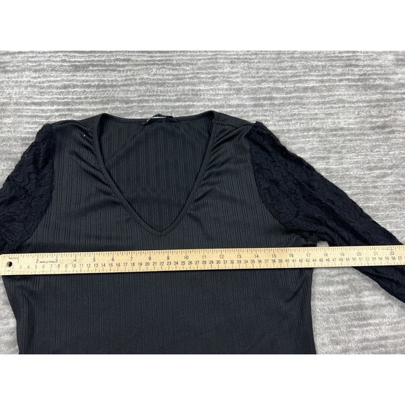 Bloomchic Top Womens 10 Black Lace Longsleeve Vneck Casual - Picture 4 of 12
